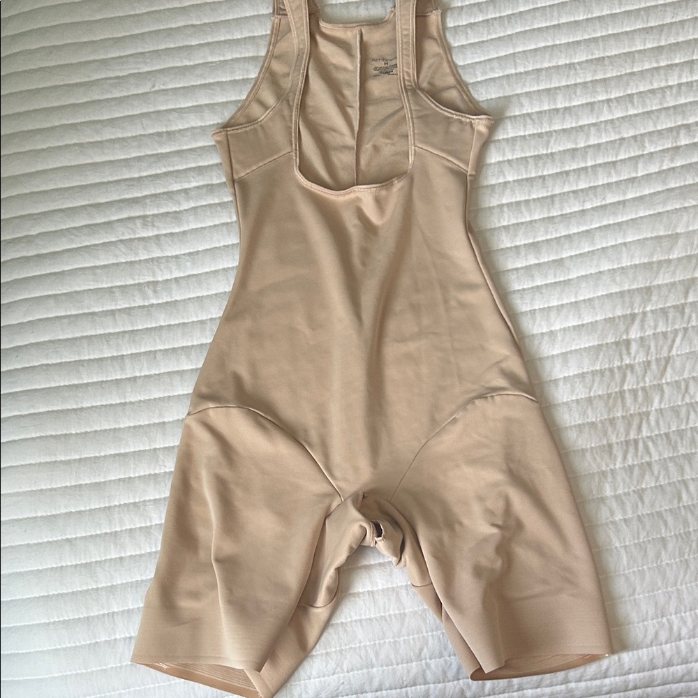 Ambrielle Women's Shapewear in Nude